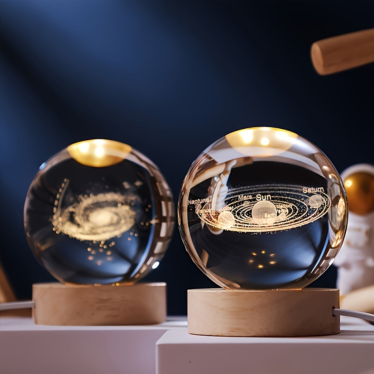 3D Galaxy Crystal Ball Night Light – Saturn Laser-Engraved, USB Powered Milky Way / 6cm Ball + Round Wooden Base MAHYSTYLE