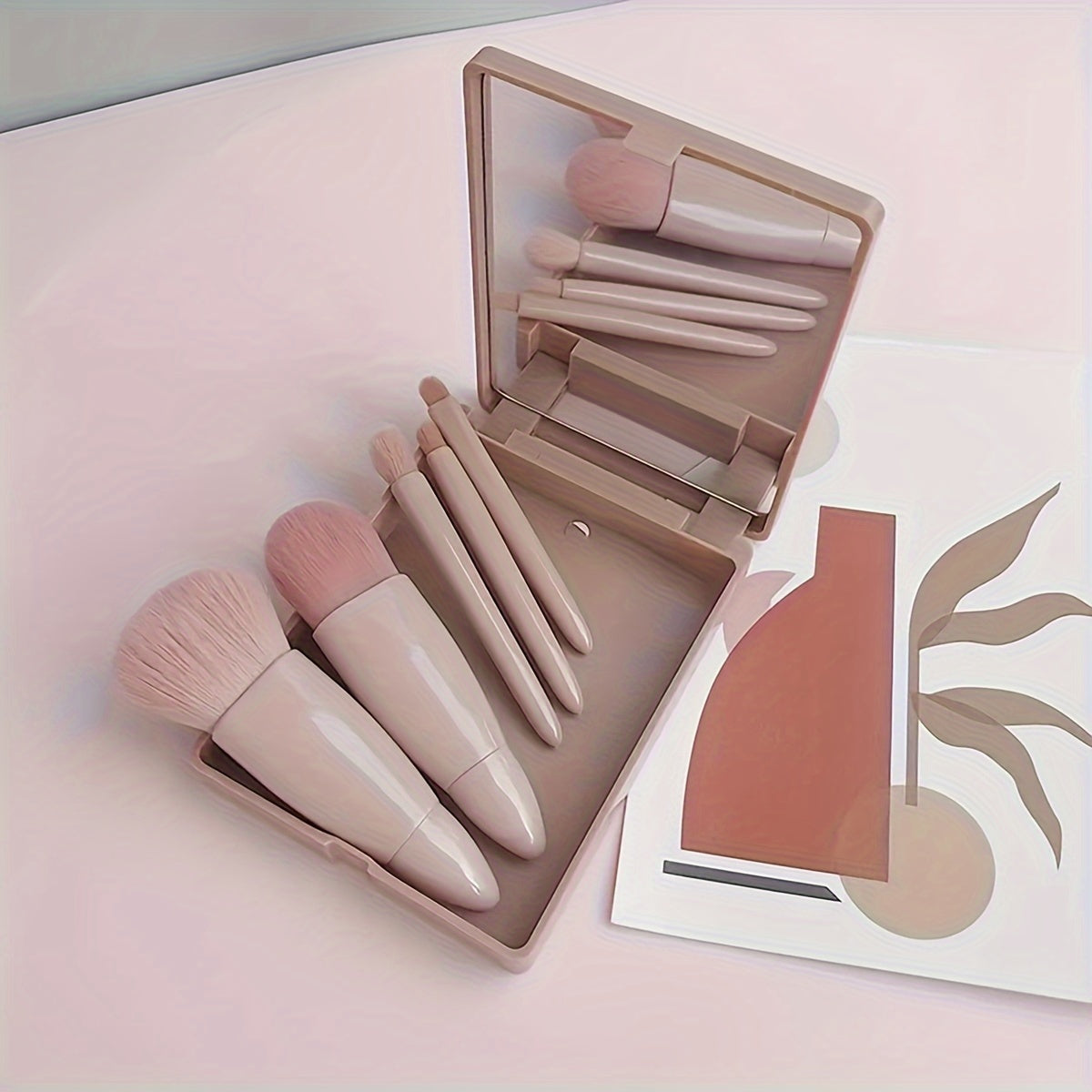5-Piece Makeup Brush Set with Mirror Box – Portable & Versatile | Face & Eye Brushes Coffee color MAHYSTYLE