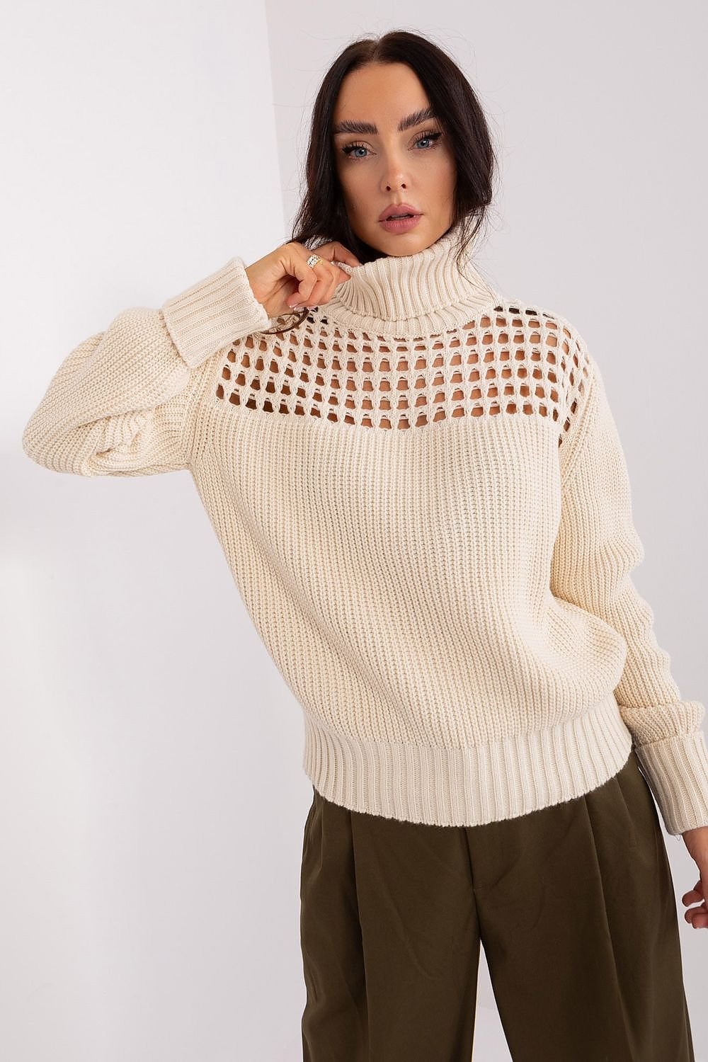 Classic Turtleneck Sweater beige / one-size-fits-all MAHYSTYLE