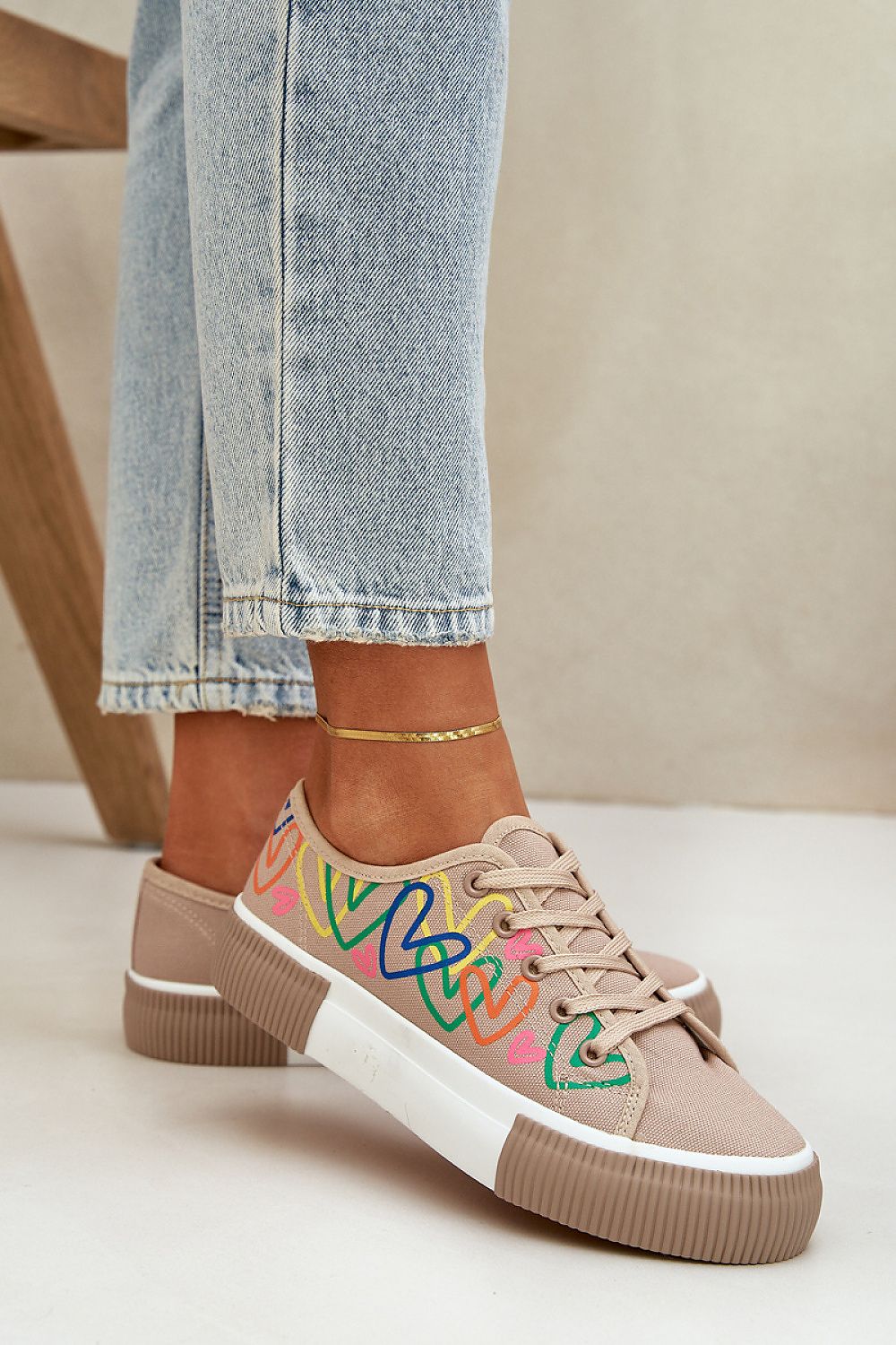 Bella Women's Canvas Sneakers – Classic Comfort with a Playful Touch beige / 36 MAHYSTYLE