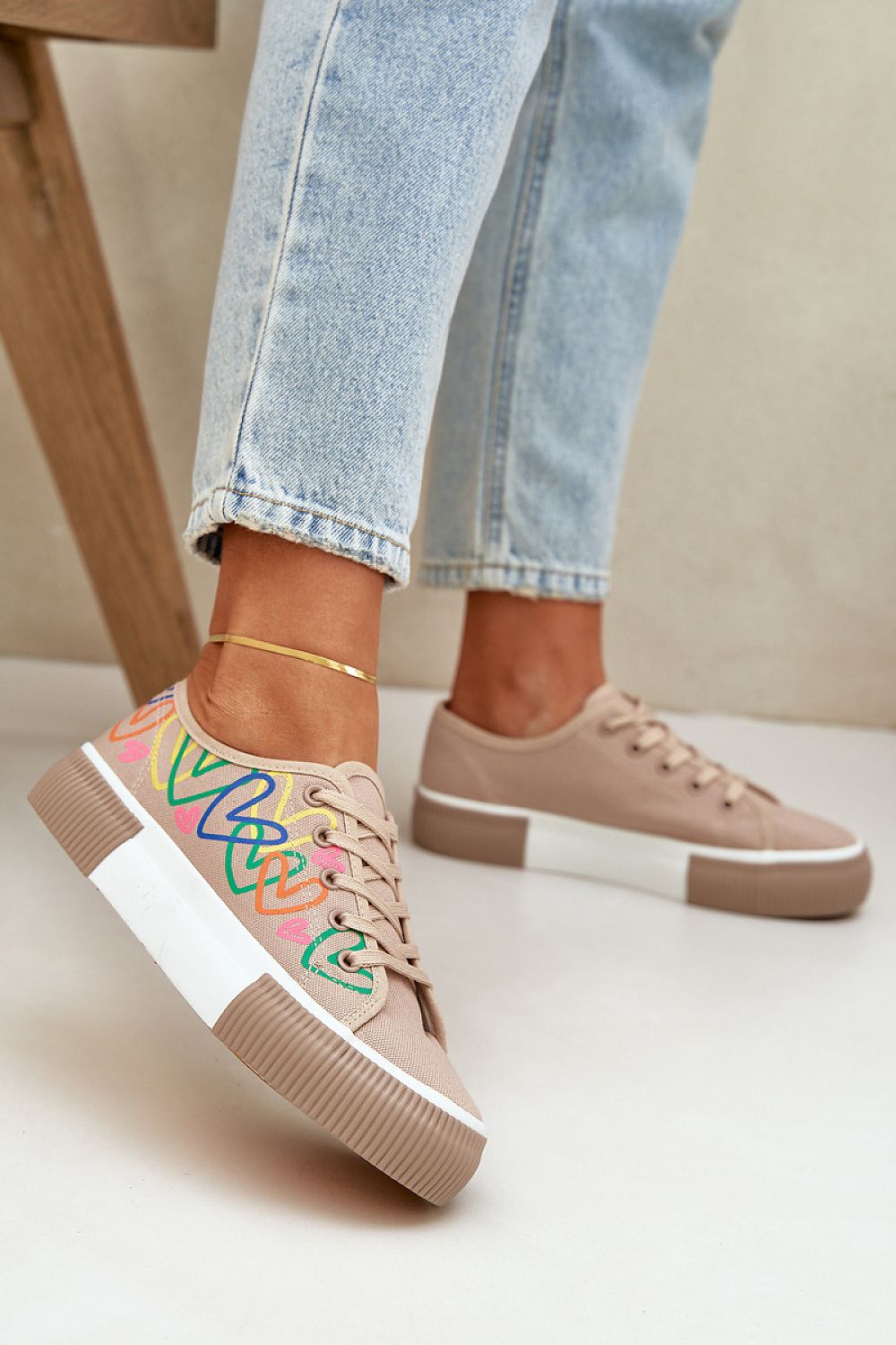 Bella Women's Canvas Sneakers – Classic Comfort with a Playful Touch beige / 36 MAHYSTYLE
