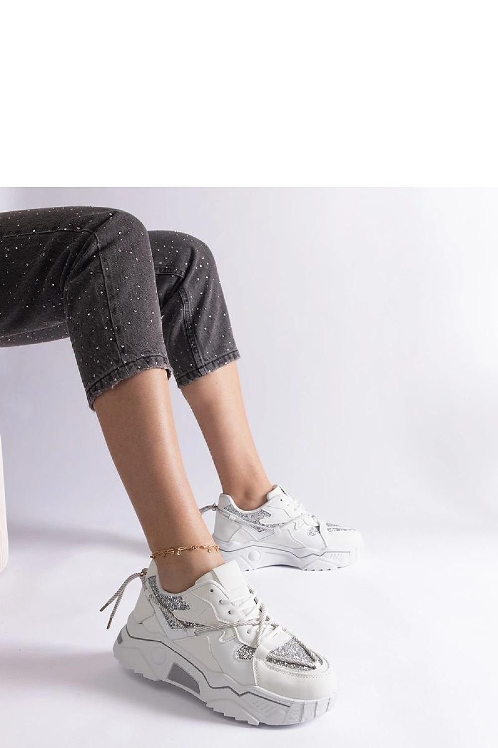 Agar Black Glitter Sneakers – A Touch of Sparkle for Everyday Style white / 36 MAHYSTYLE