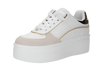 Guess Priddy – Trendy hvite platåsneakers for vår og sommer
